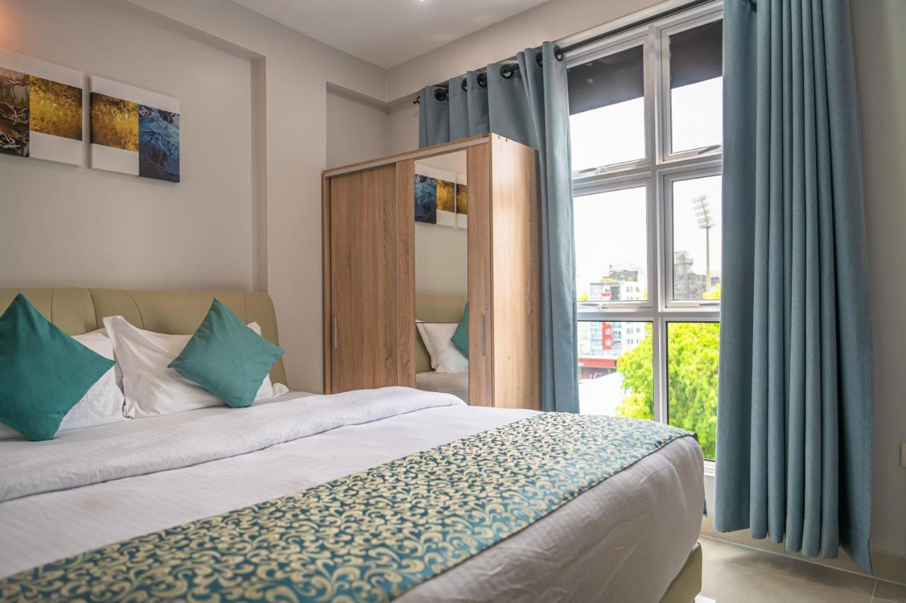 Tour Inn Мале Екстер'єр фото